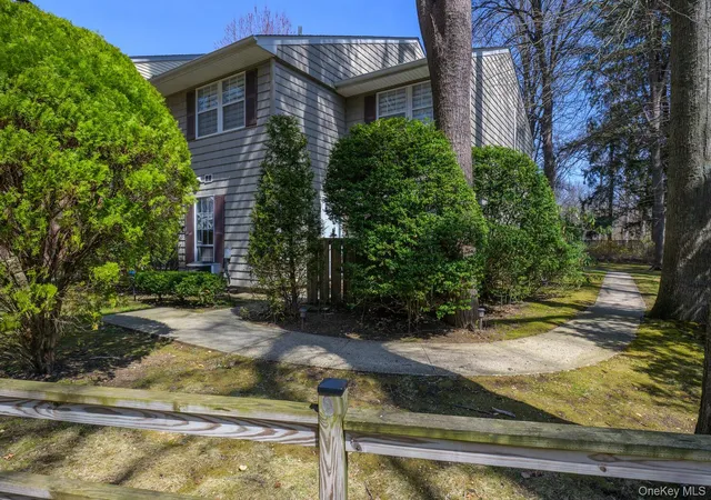 Photo 1 of Condo for sale at 2 Woodtree Dr, Oyster Bay, NY 11797 | MLS# 1054251 | Listing updated on 2026-10-07