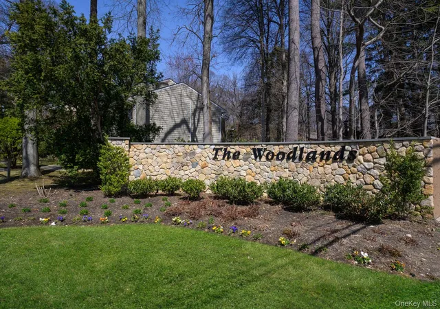 Photo 3 of Condo for sale at 2 Woodtree Dr, Oyster Bay, NY 11797 | MLS# 1054251 | Listing updated on 2026-10-07
