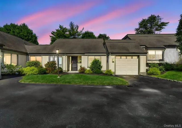 Photo 2 of Condo for sale at 512 Heritage Hills #C, Somers, NY 10589 | MLS# 1054270 | Listing updated on 2026-10-02