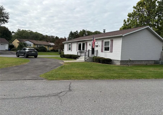 Photo 2 of Single family home for sale at 100 John St, Saugerties, NY 12477 | MLS# 1054276 | Listing updated on 2026-09-27
