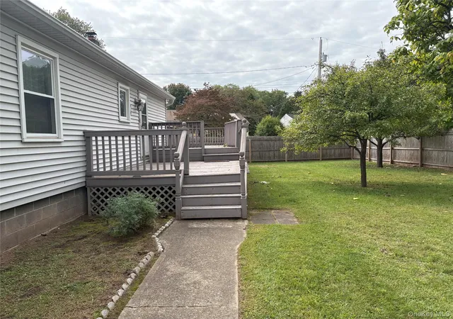 Photo 3 of Single family home for sale at 100 John St, Saugerties, NY 12477 | MLS# 1054276 | Listing updated on 2026-09-27