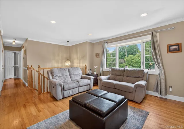 Photo 3 of Single family home for sale at 5 Columbia Cir, Woodbury, NY 10930 | MLS# 1054281 | Listing updated on 2026-09-24
