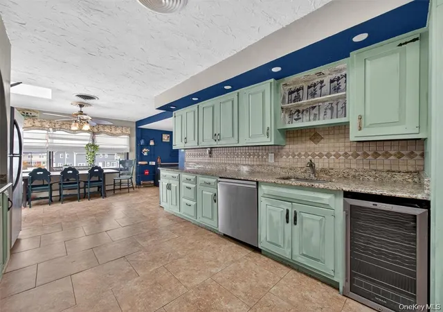 Photo 4 of Single family home for sale at 54 Blauvelt Rd, Orangetown, NY 10913 | MLS# 1054286 | Listing updated on 2026-10-07