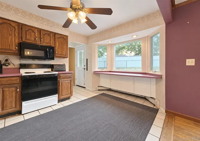 Photo 2 of Single family home for sale at 2 Renwick Rd, Brookhaven, NY 11779 | MLS# 1054287 | Listing updated on 2026-09-30
