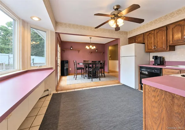 Photo 3 of Single family home for sale at 2 Renwick Rd, Brookhaven, NY 11779 | MLS# 1054287 | Listing updated on 2026-09-30