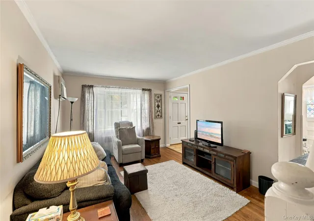 Photo 4 of Single family home for sale at 7954 264th Street, New York, NY 11004 | MLS# 1054291 | Listing updated on 2026-10-08