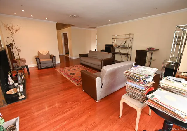 Photo 3 of Single family home for sale at 14527 13th Avenue, New York, NY 11357 | MLS# 1054296 | Listing updated on 2026-10-27