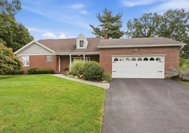 Photo 2 of Single family home for sale at 25 E Willow St, Beacon, NY 12508 | MLS# 1054298 | Listing updated on 2026-10-04