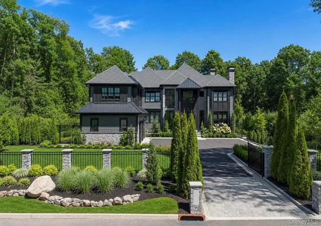 Photo 3 of Mansion for sale at 13 Sleepy Holw Ln, Huntington, NY 11746 | MLS# 1054317 | Listing updated on 2026-10-06