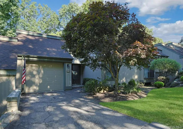 Photo 1 of Condo for sale at 569b Heritage Hills Dr #B, Somers, NY 10589 | MLS# 1054321 | Listing updated on 2026-10-04