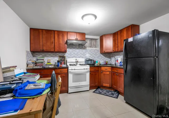 Photo 4 of House for sale at 33-25 88th Street, New York, NY 11372 | MLS# 1054331 | Listing updated on 2026-10-12