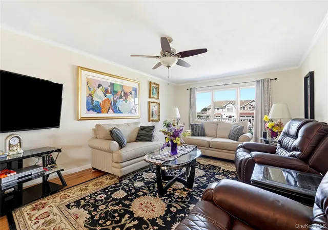 Photo 2 of Single family home for sale at 121 Drake Ct, Islip, NY 11795 | MLS# 1054341 | Listing updated on 2026-09-28