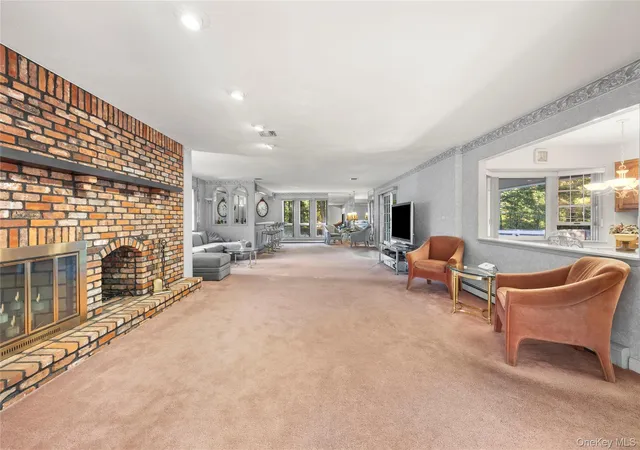 Photo 3 of Single family home for sale at 282 Harned Rd, Smithtown, NY 11725 | MLS# 1054349 | Listing updated on 2026-10-08