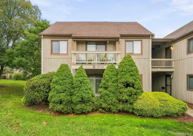 Photo 2 of Condo for sale at 122 Sycamore Dr, Middletown, NY 10940 | MLS# 1054352 | Listing updated on 2026-10-03