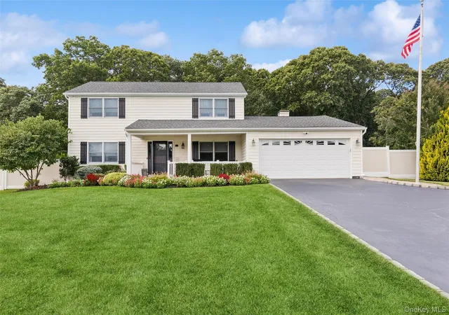 Single family home for sale at 39 Hargrove Dr, Brookhaven, NY 11790 | MLS# 1054366