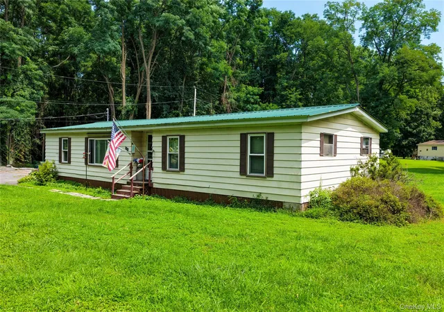 Photo 2 of Manufactured home for sale at 5454 Cauterskill Rd, Catskill, NY 12414 | MLS# 1054391 | Listing updated on 2026-09-24