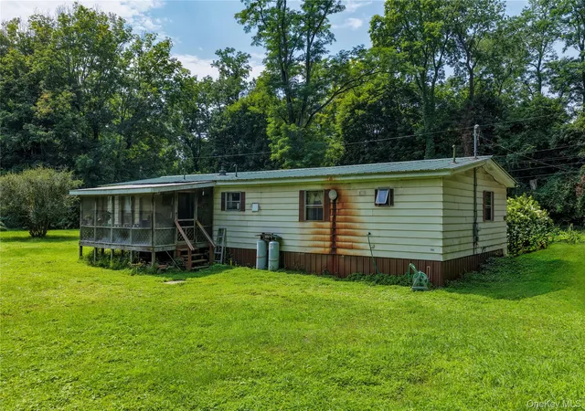 Photo 3 of Manufactured home for sale at 5454 Cauterskill Rd, Catskill, NY 12414 | MLS# 1054391 | Listing updated on 2026-09-24
