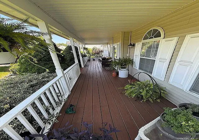 Photo 2 of Single family home for sale at 8 Ashford Ln, Huntington, NY 11743 | MLS# 1054409 | Listing updated on 2026-10-08