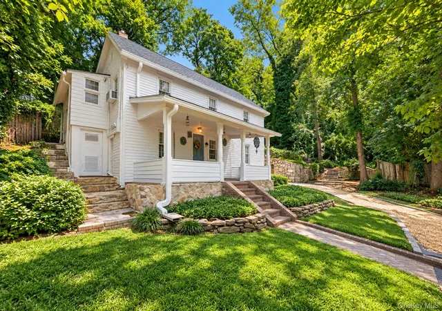 Photo 2 of Single family home for sale at 1673 Northern Blvd, North Hempstead, NY 11576 | MLS# 1054414 | Listing updated on 2026-09-28