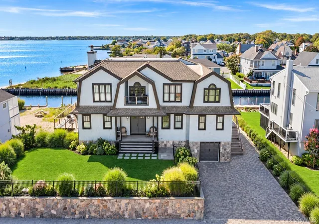 Single family home for sale at 36 Shinnecock Rd, Southampton, NY 11942 | MLS# 1054434