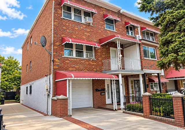 Photo 1 of House for sale at 653 Saint Lawrence Ave, New York, NY 10473 | MLS# 1054452 | Listing updated on 2026-09-28