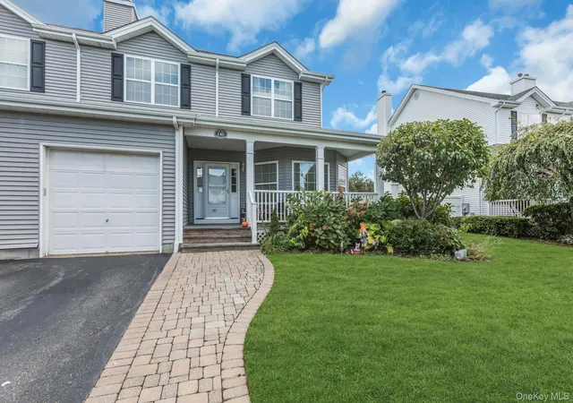 Photo 1 of Condo for sale at 140 Rivendell Ct, Huntington, NY 11747 | MLS# 1054459 | Listing updated on 2026-10-01