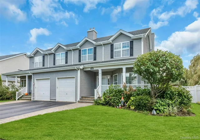 Photo 1 of Condo for sale at 140 Rivendell Ct, Huntington, NY 11747 | MLS# 1054459 | Listing updated on 2026-10-07