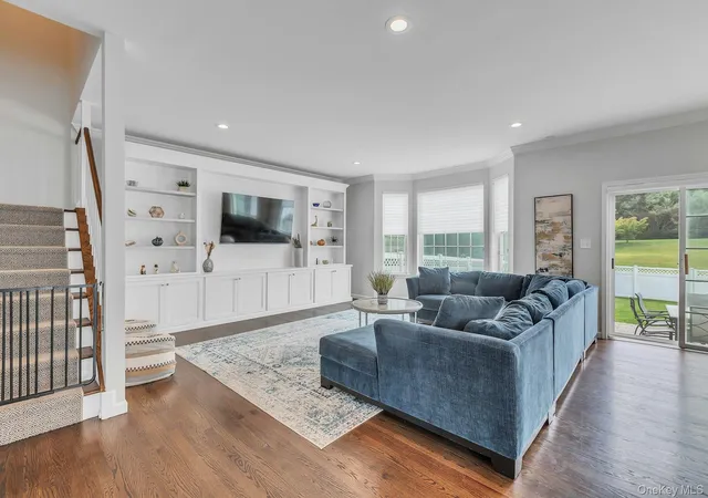 Photo 3 of Condo for sale at 140 Rivendell Ct, Huntington, NY 11747 | MLS# 1054459 | Listing updated on 2026-10-01