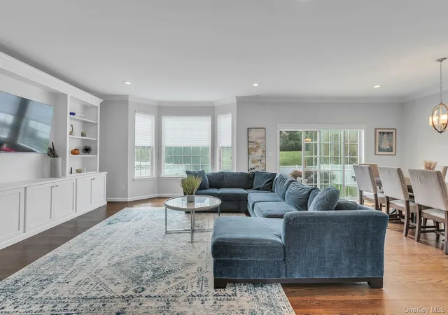 Photo 4 of Condo for sale at 140 Rivendell Ct, Huntington, NY 11747 | MLS# 1054459 | Listing updated on 2026-10-01