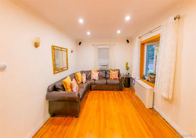 Photo 3 of Single family home for sale at 21724 121st Avenue, New York, NY 11411 | MLS# 1054468 | Listing updated on 2026-10-08