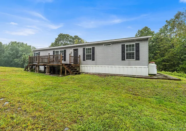 Photo 3 of Manufactured home for sale at 735 Plattekill Ardonia Rd, Plattekill, NY 12589 | MLS# 1054473 | Listing updated on 2026-09-25