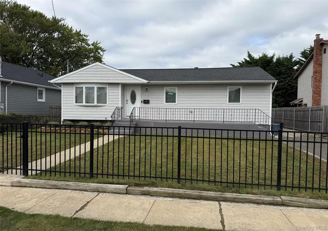 Photo 2 of Single family home for sale at 218 E Alhambra Ave, Babylon, NY 11757 | MLS# 1054474 | Listing updated on 2026-09-25