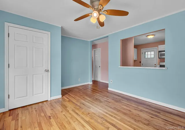 Photo 3 of Single family home for sale at 316 39th Street, Babylon, NY 11757 | MLS# 1054482 | Listing updated on 2026-09-27