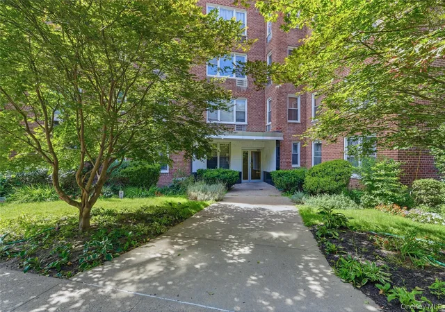 Photo 1 of Condo for sale at 3475 Greystone Ave #7F, New York, NY 10463 | MLS# 1054512 | Listing updated on 2026-09-25