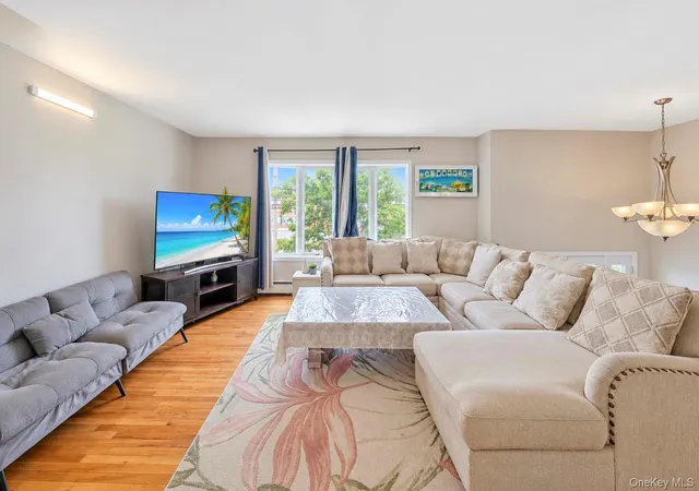 Photo 4 of Single family home for sale at 1760 Dutch Broadway, Hempstead, NY 11003 | MLS# 1054514 | Listing updated on 2026-10-08