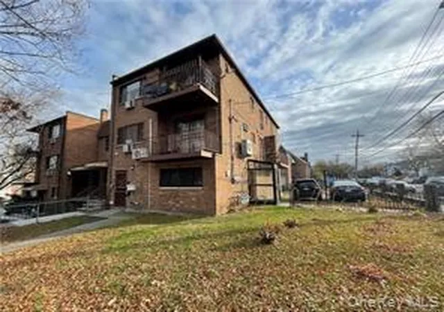 Multi family home for sale at 2000 Tillotson Ave, New York, NY 10475 | MLS# 1054533