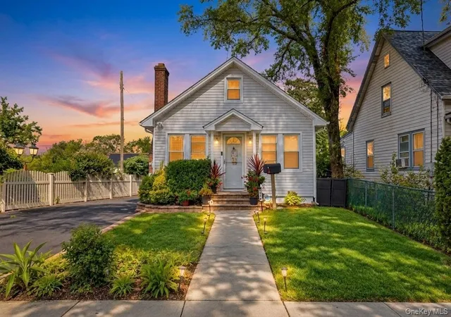 Photo 1 of Single family home for sale at 2930 Stevens St, Hempstead, NY 11572 | MLS# 1054552 | Listing updated on 2026-10-07
