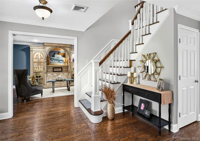 Photo 1 of Single family home for sale at 125 Pace Dr S, Islip, NY 11795 | MLS# 1054565 | Listing updated on 2026-10-01
