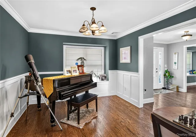 Photo 3 of Single family home for sale at 125 Pace Dr S, Islip, NY 11795 | MLS# 1054565 | Listing updated on 2026-10-01