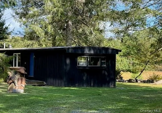 Photo 3 of Single family home for sale at 2758 State Route 42, Forestburgh, NY 12777 | MLS# 1054575 | Listing updated on 2026-10-07