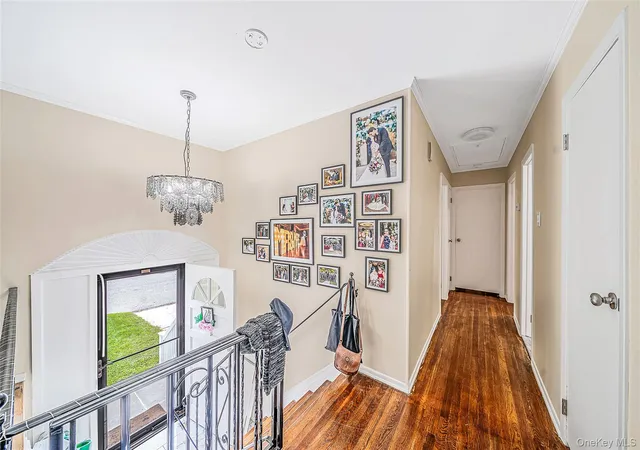 Photo 4 of Single family home for sale at 127 Iceland Dr, Huntington, NY 11746 | MLS# 1054577 | Listing updated on 2026-09-30