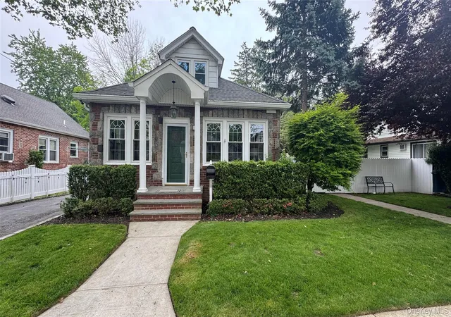 Photo 1 of Single family home for sale at 1905 Bryant Pl, Hempstead, NY 11510 | MLS# 1054591 | Listing updated on 2026-10-11