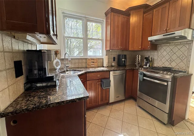 Photo 2 of Single family home for sale at 1905 Bryant Pl, Hempstead, NY 11510 | MLS# 1054591 | Listing updated on 2026-10-11