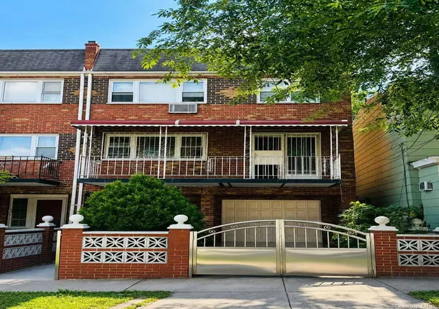 Multi family home for sale at 39-31 54th Street, New York, NY 11377 | MLS# 1054604