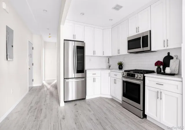 Photo 3 of Multi family home for sale at 506 Van Nest, New York, NY 10460 | MLS# 1054606 | Listing updated on 2026-09-25
