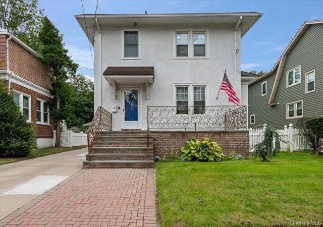Photo 1 of Single family home for sale at 1051 Roselle Pl, Hempstead, NY 11598 | MLS# 1054627 | Listing updated on 2026-10-07