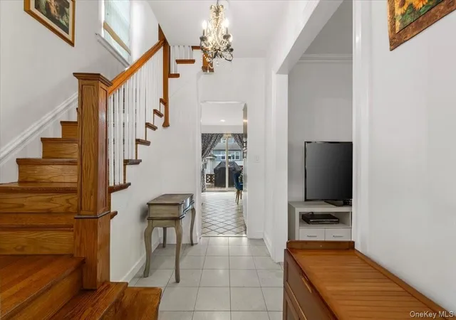 Photo 3 of Single family home for sale at 1051 Roselle Pl, Hempstead, NY 11598 | MLS# 1054627 | Listing updated on 2026-10-07