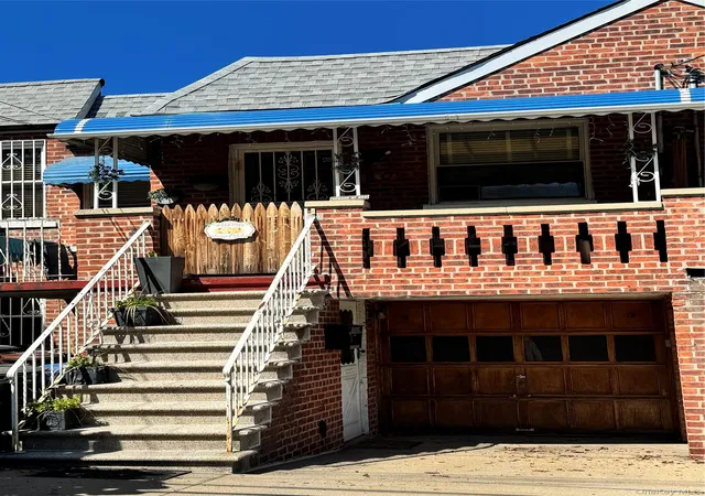 Photo 3 of House for sale at 1137 Van Nest Ave, New York, NY 10461 | MLS# 1054632 | Listing updated on 2026-09-26