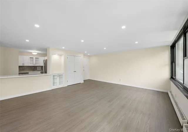 Photo 3 of House for sale at 166-26 Powells Cvs Blvd #3D, New York, NY 11357 | MLS# 1054648 | Listing updated on 2026-10-08