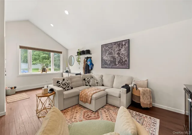 Photo 2 of Single family home for sale at 5 Charles Ct, Smithtown, NY 11779 | MLS# 1054696 | Listing updated on 2026-09-30